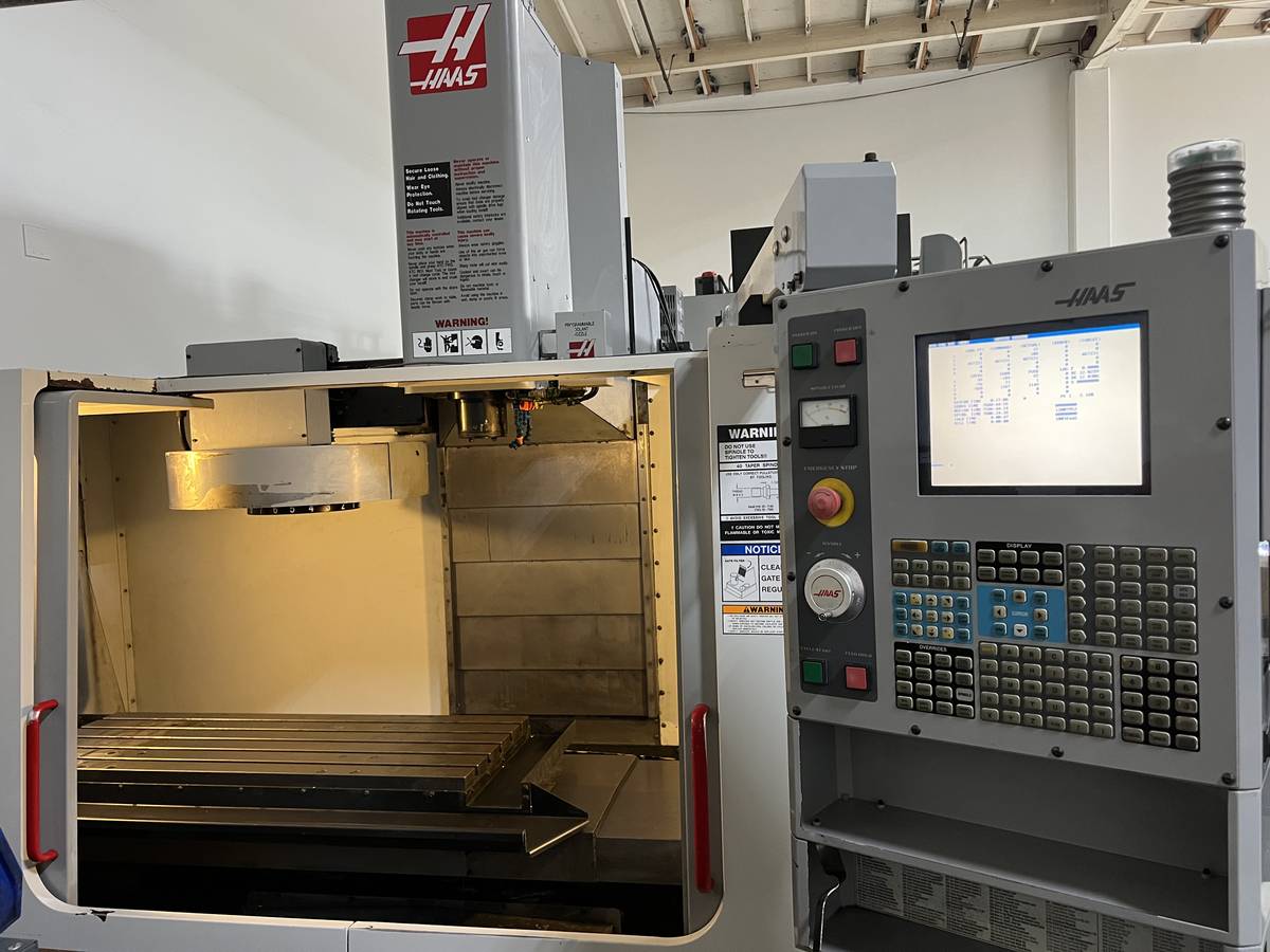 2003 HAAS VF3 CNC VERTICAL MACHINING CENTER