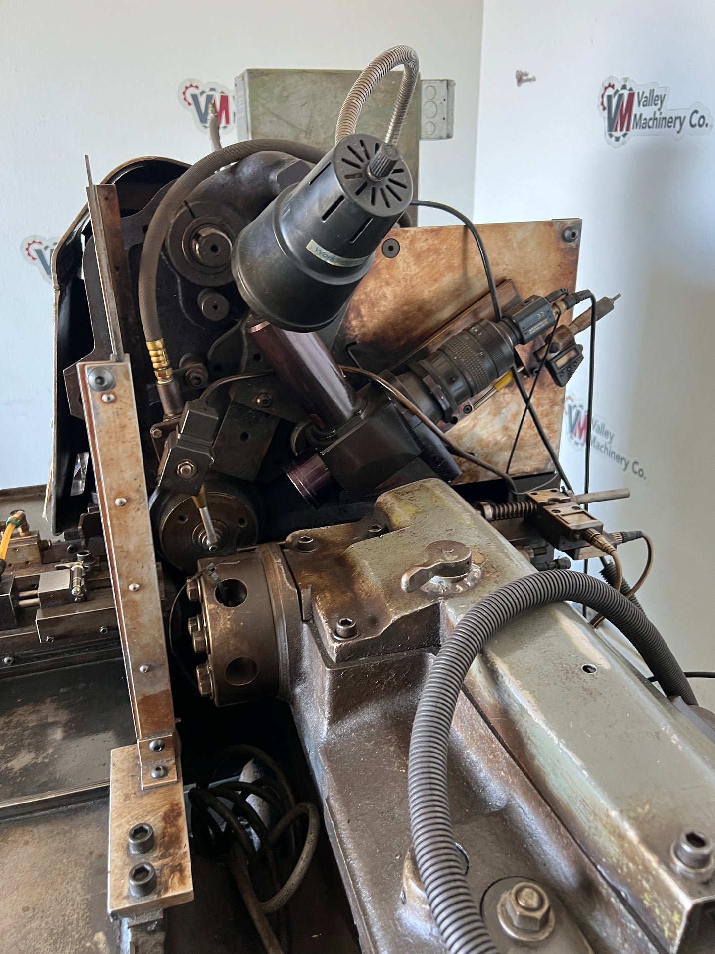 BROWN & SHARPE SCREW MACHINE SERIAL 542-2-4579-1 1/2