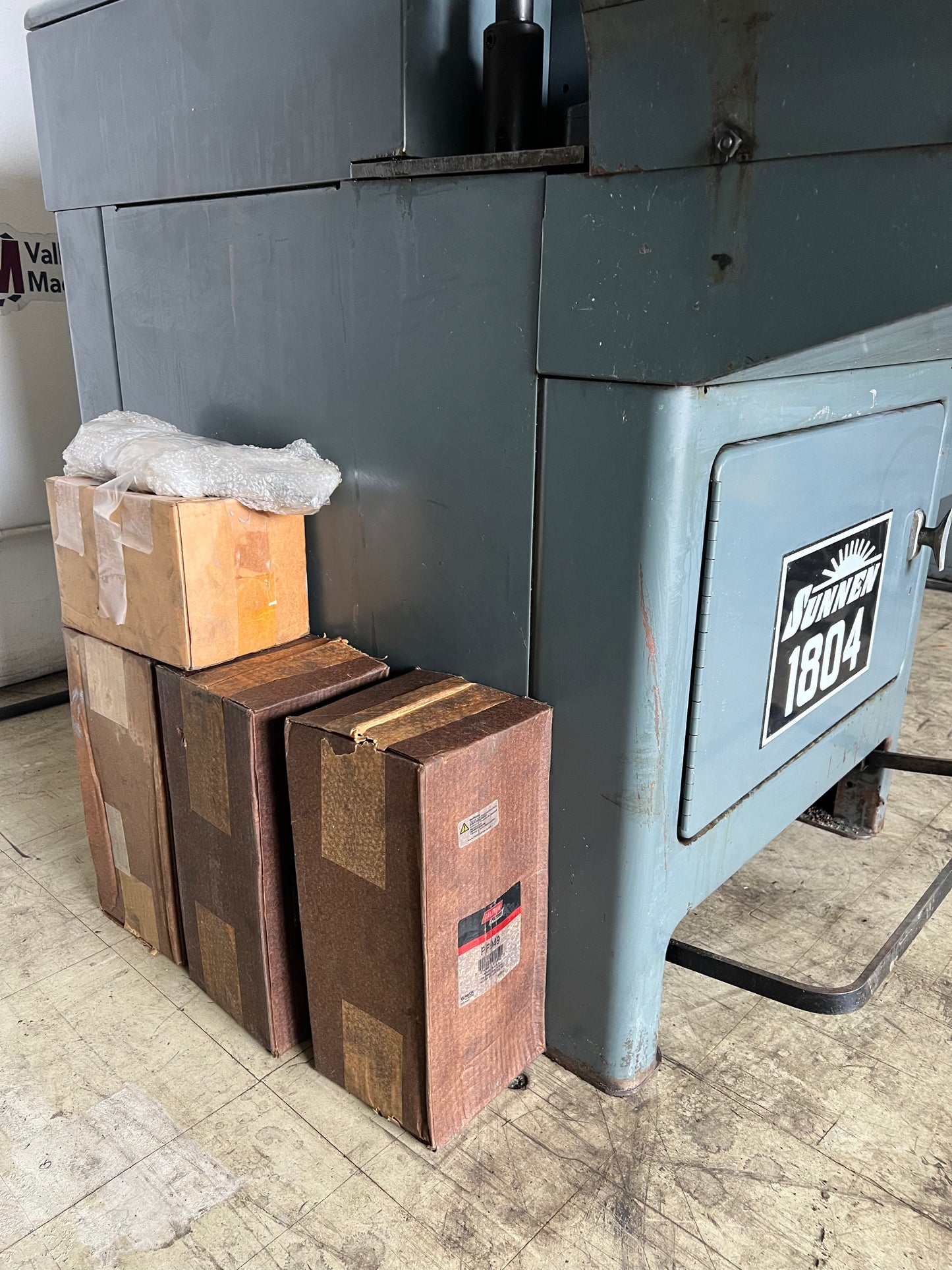 SUNNEN 1804 PRECISION HONING MACHINE