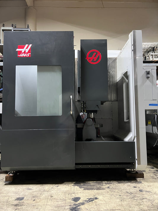 2015 HAAS UMC-750SS VERTICAL MACHINING CENTER