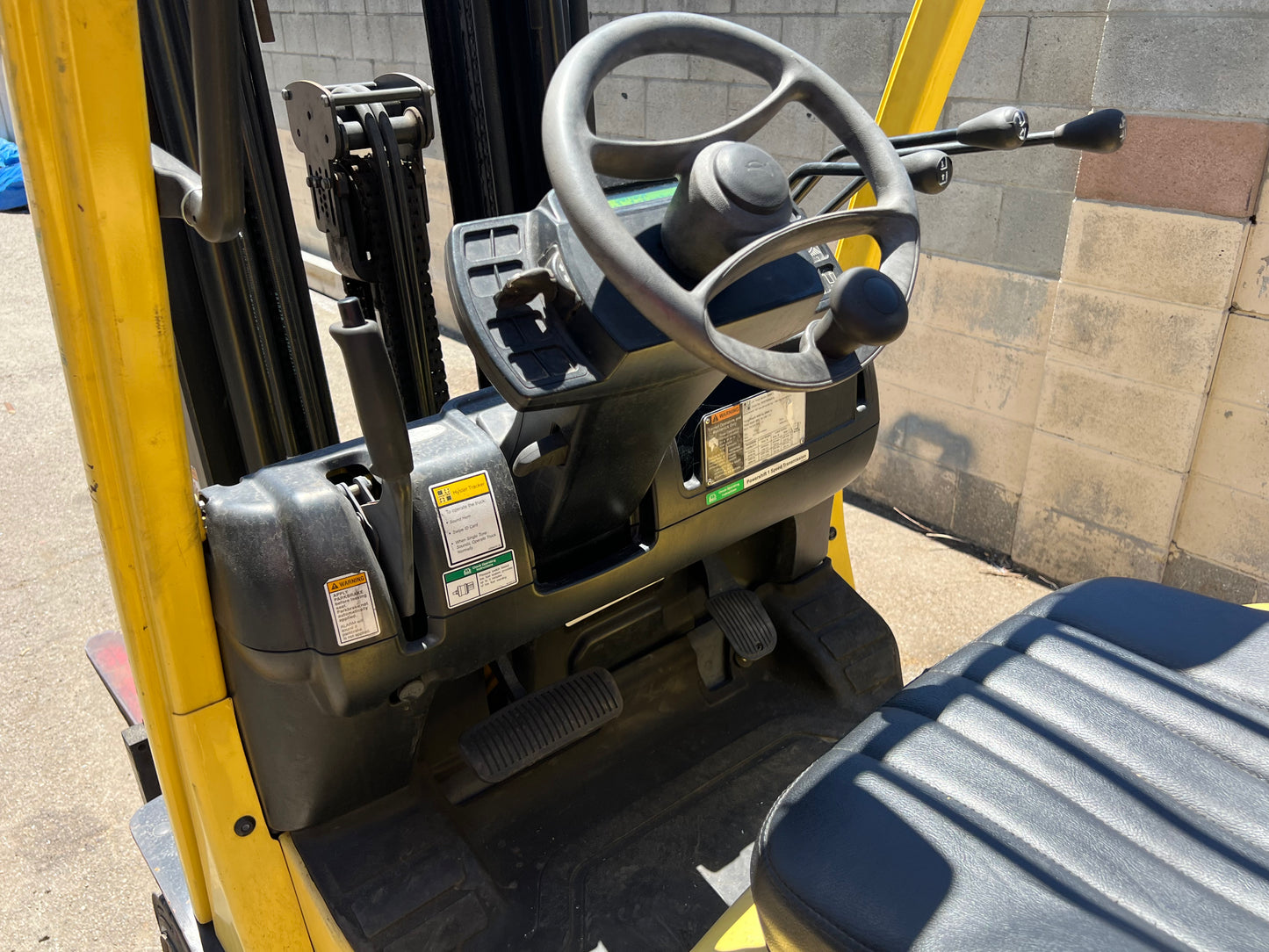 HYSTER 5,000 FORKLIFT FORTIS 50