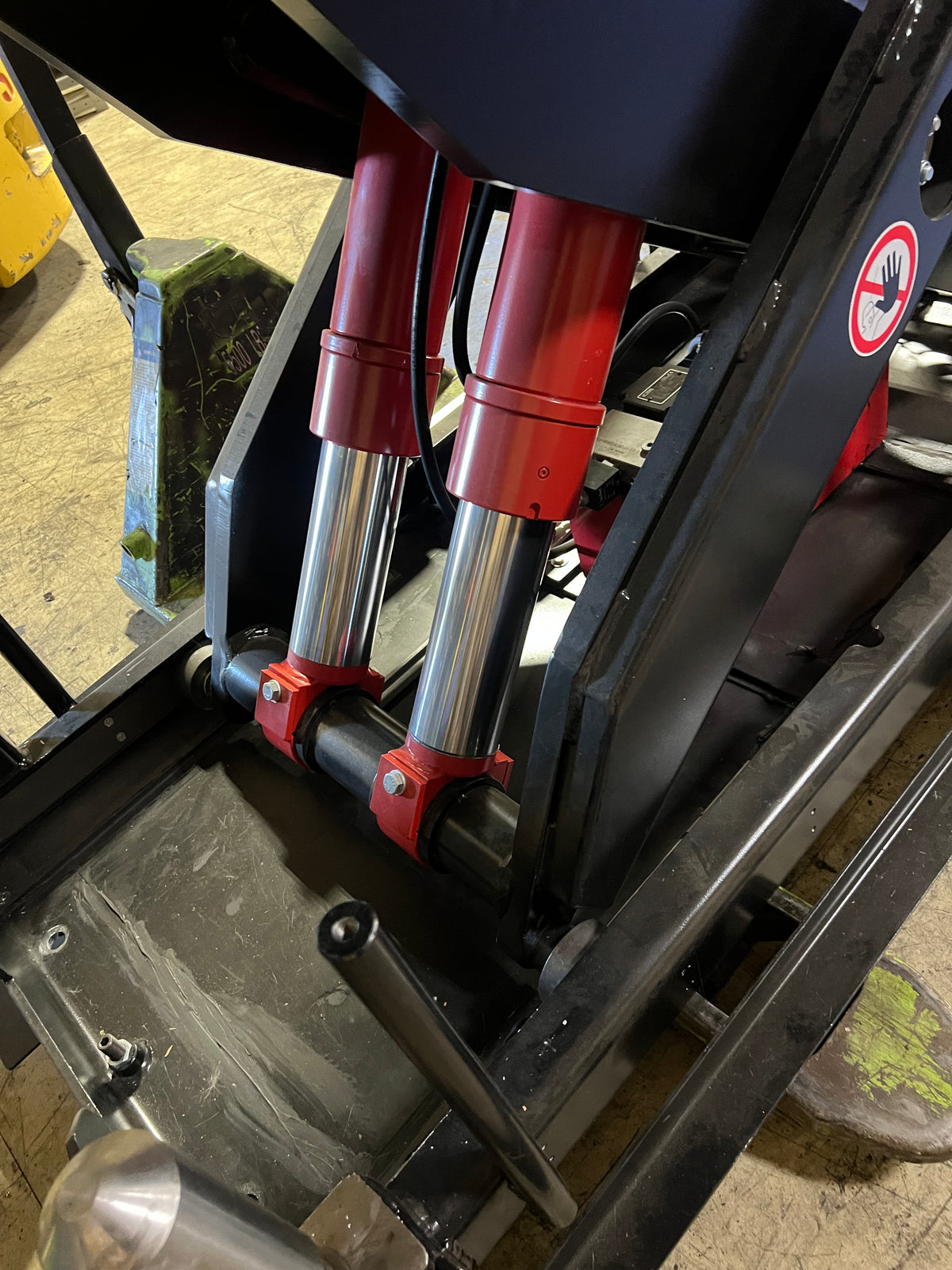BUTER HYDRAULIC SCISSOR LIFT TABLE WITH ROTATING TOP