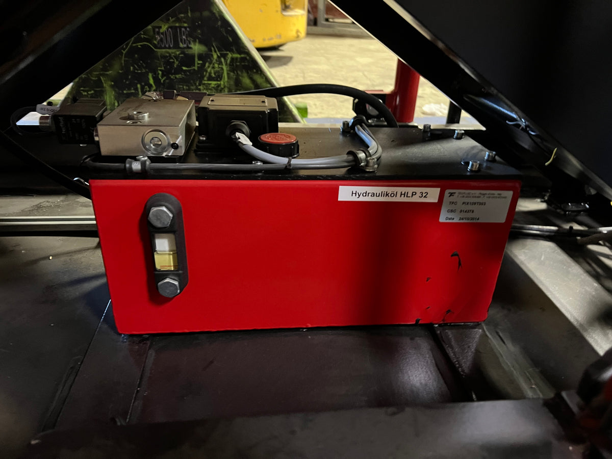 BUTER HYDRAULIC SCISSOR LIFT TABLE WITH ROTATING TOP