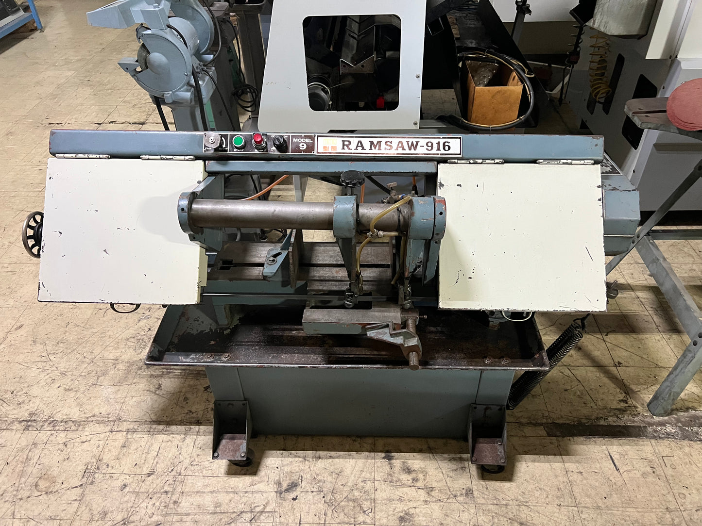 RAMSAW 916 HORIZONTAL CUTTING BAND SAW