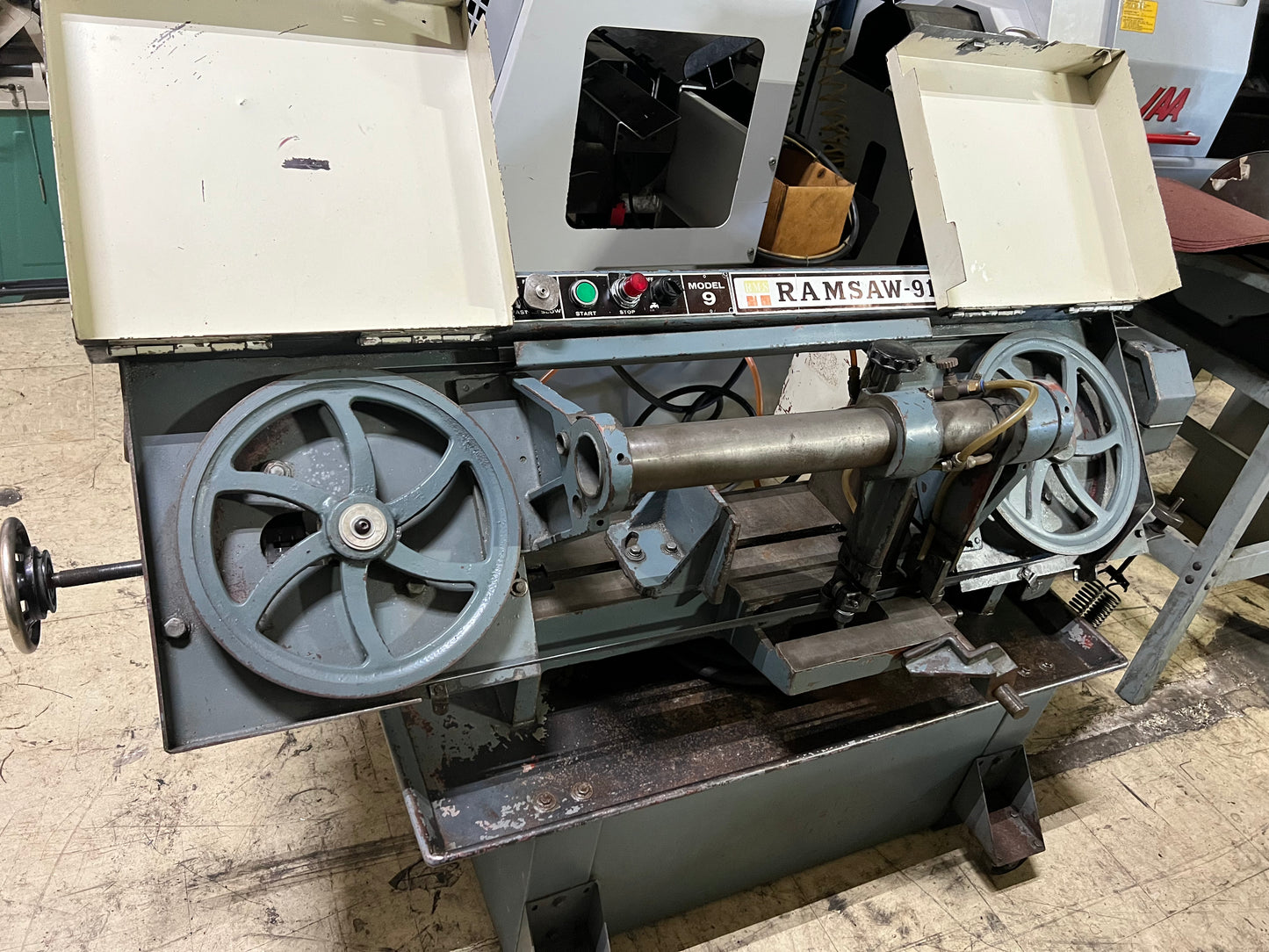 RAMSAW 916 HORIZONTAL CUTTING BAND SAW