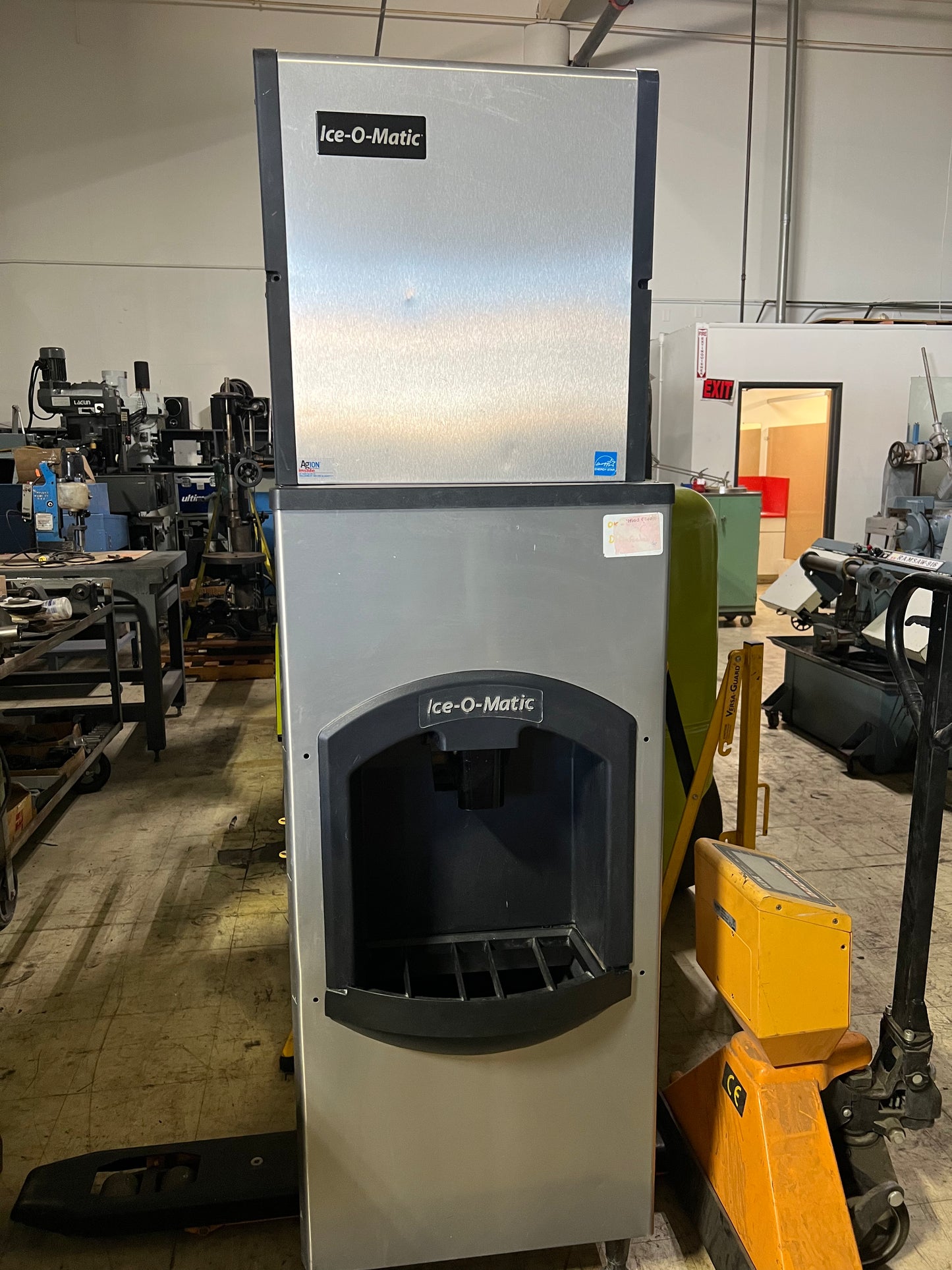 ICE-O-MATIC ICE MAKER MACHINE