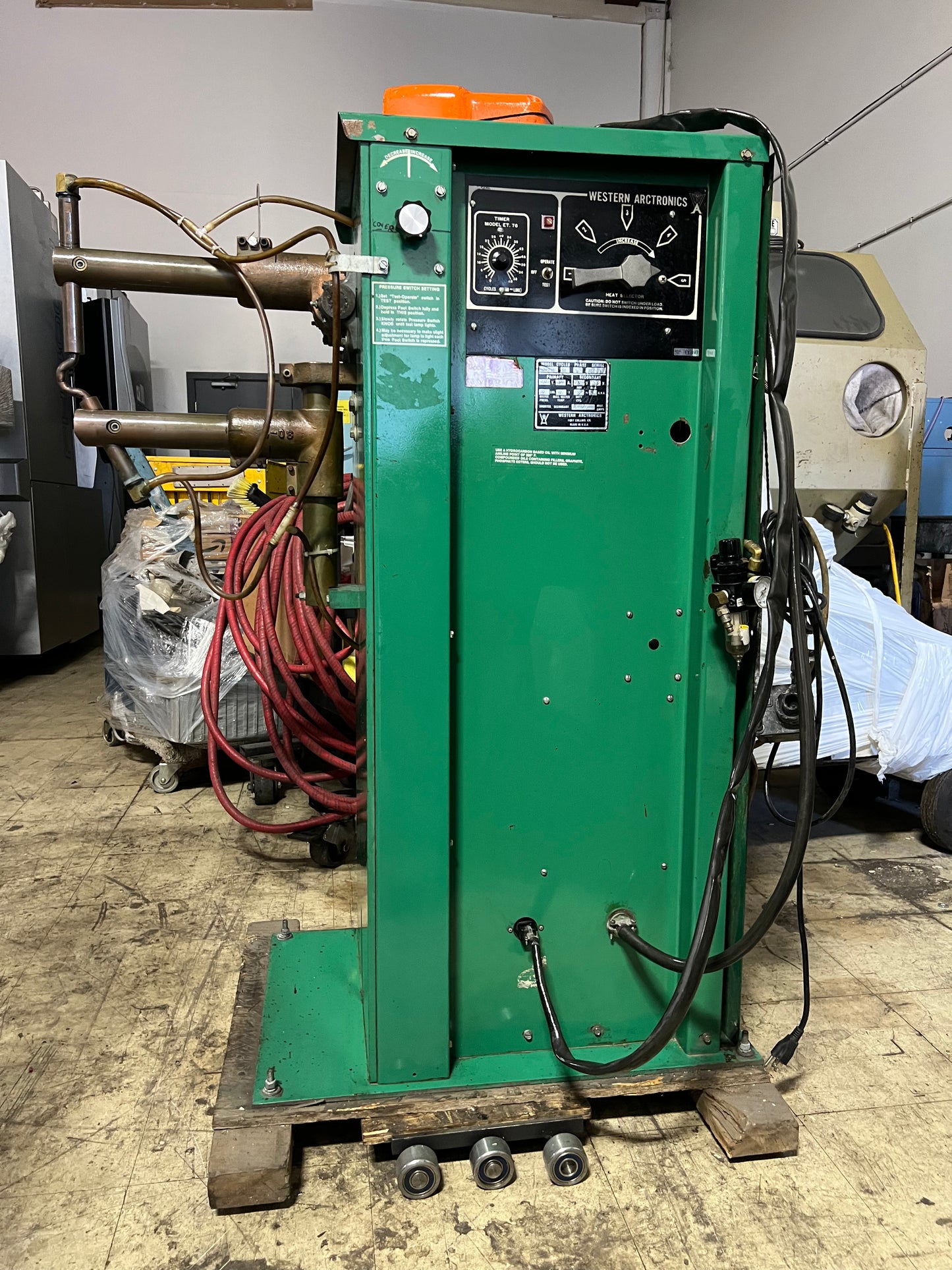 WESTERN ARCTRONICS ROCKER ARM SPOT WELDER MODEL 30 - SERIES 165