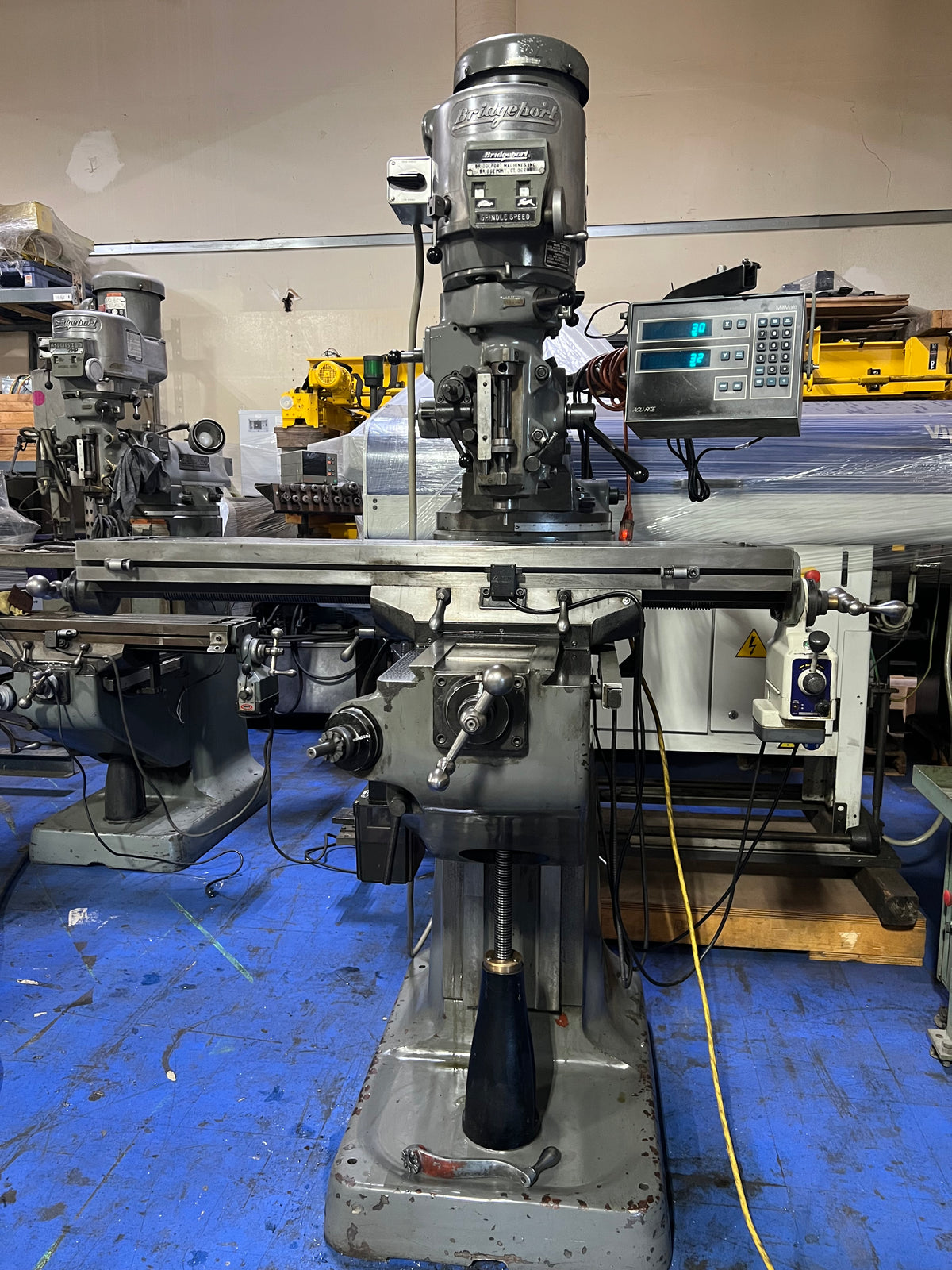 BRIDGEPORT SERIES 1 MANUAL VERTICAL MILLING MACHINE