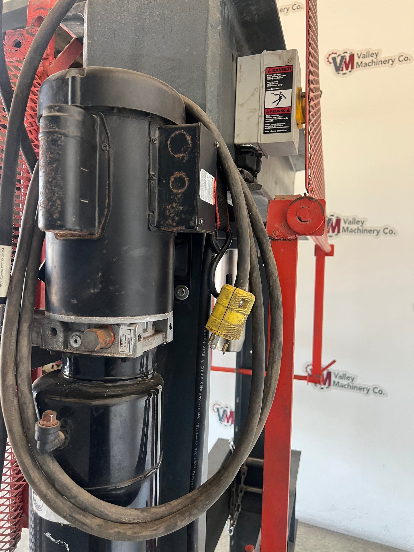 DAKE HYDRAULIC PRESS MODEL 909250