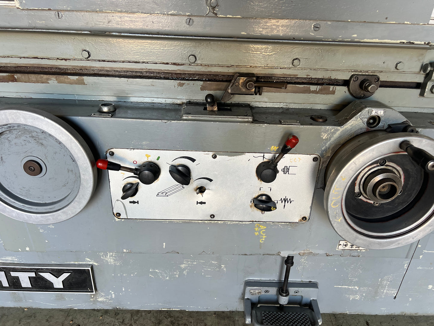 MIGHTY MG1360 GRINDER 13" X 60"