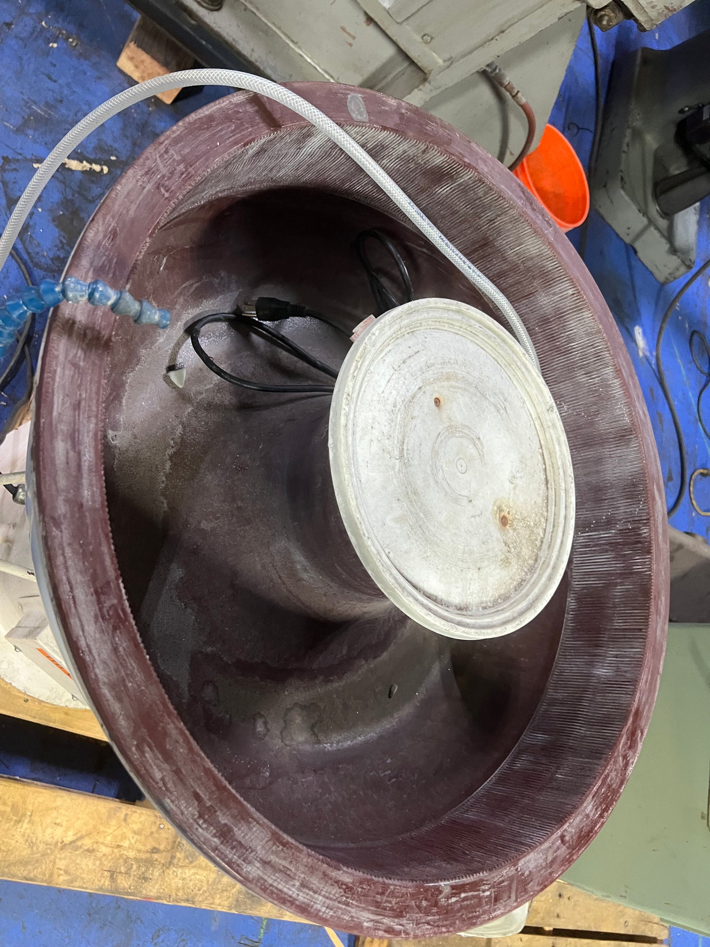 VIBRAHONE VIBRATORY FINISHING BOWL FSV SERIES