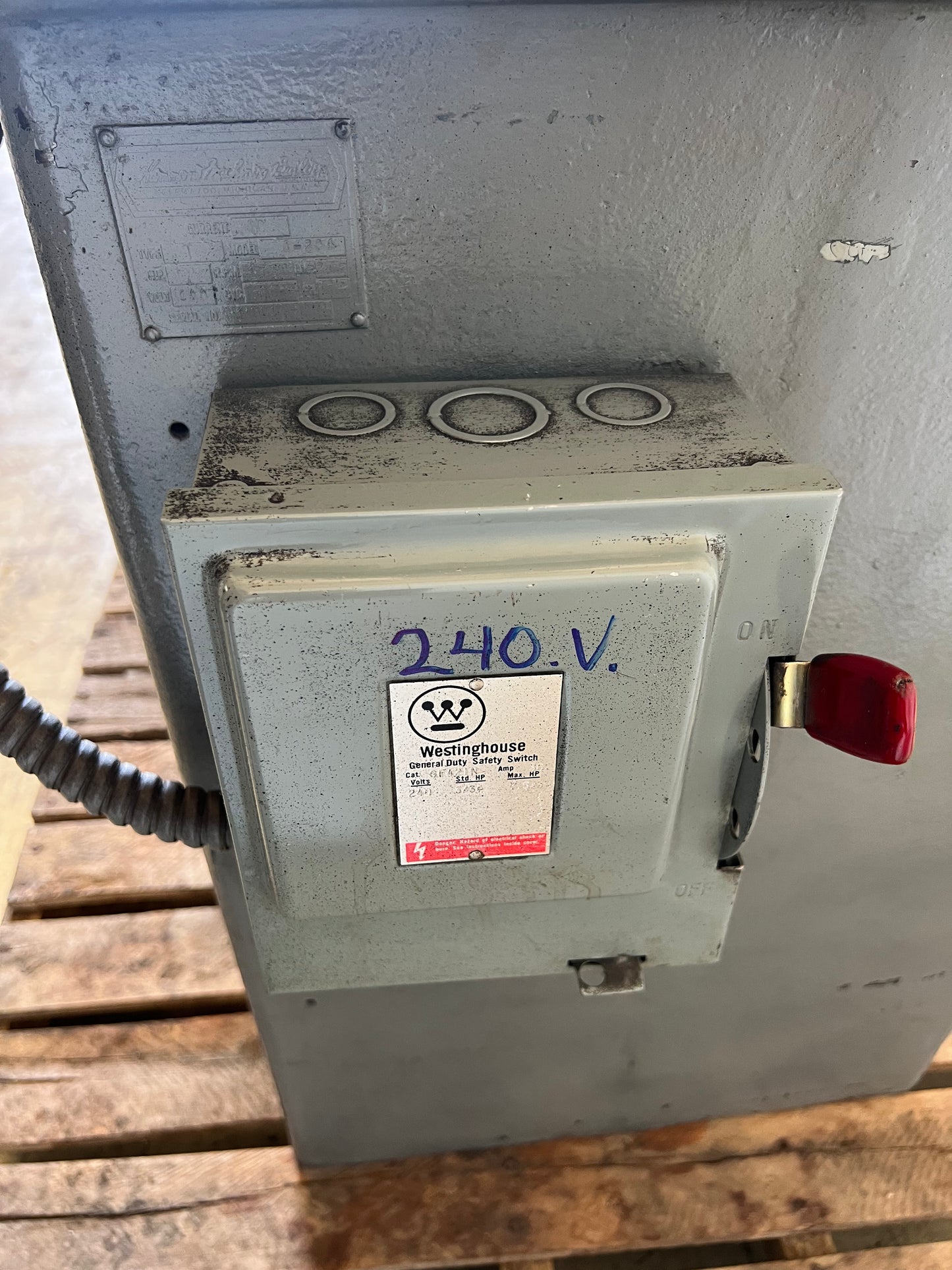 HAMMOND MODEL 600 BELT GRINDER