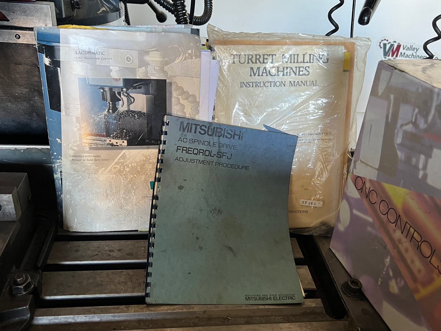 LAGUN CNC MILL WITH TOOL HOLDERS AND MANUALS