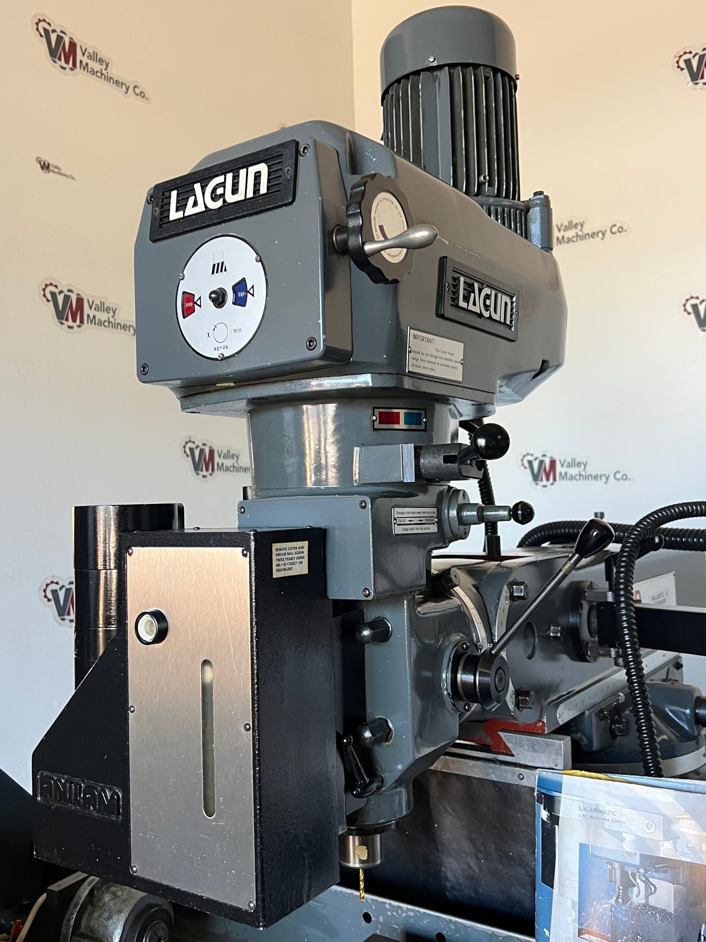 LAGUN CNC MILL WITH TOOL HOLDERS AND MANUALS