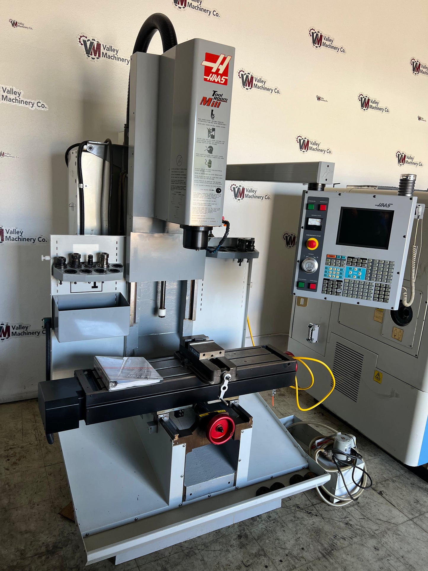 HAAS TM-1 TOOL ROOM MILL