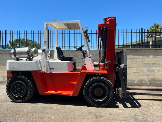 NISSAN 15,500 LBS FORKLIFT MODEL BF05A70V