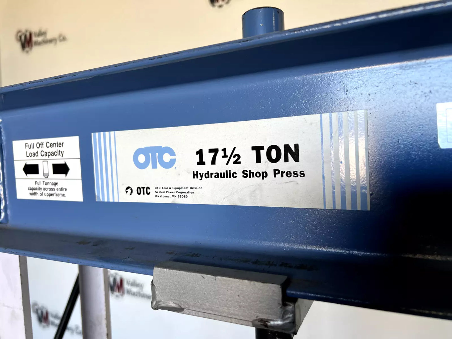 OTC 17 1/2 TON HYDRAULIC SHOP PRESS